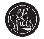 Logo circular da BR Spices em preto com tipografia caligráfica branca